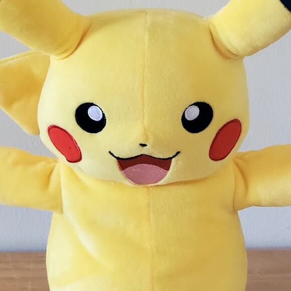 Nintendo Pikachu Pokemon 2021 Not Working 12" - Picture 2 of 7